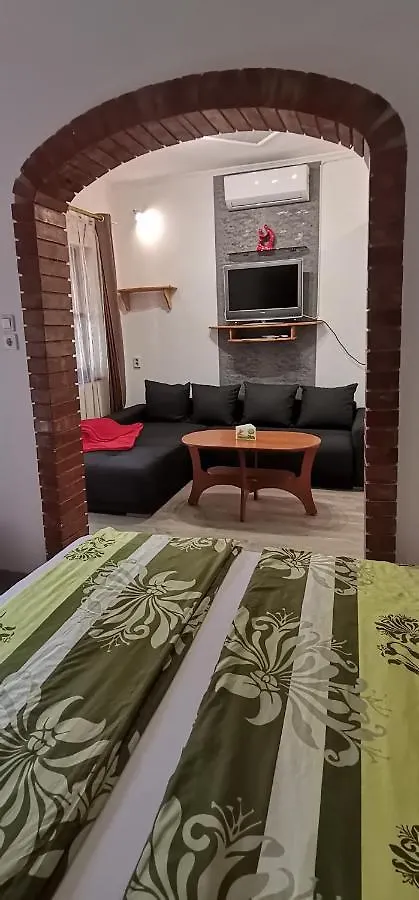 Diofa Apartman Apartment Hajduszoboszlo Hungary